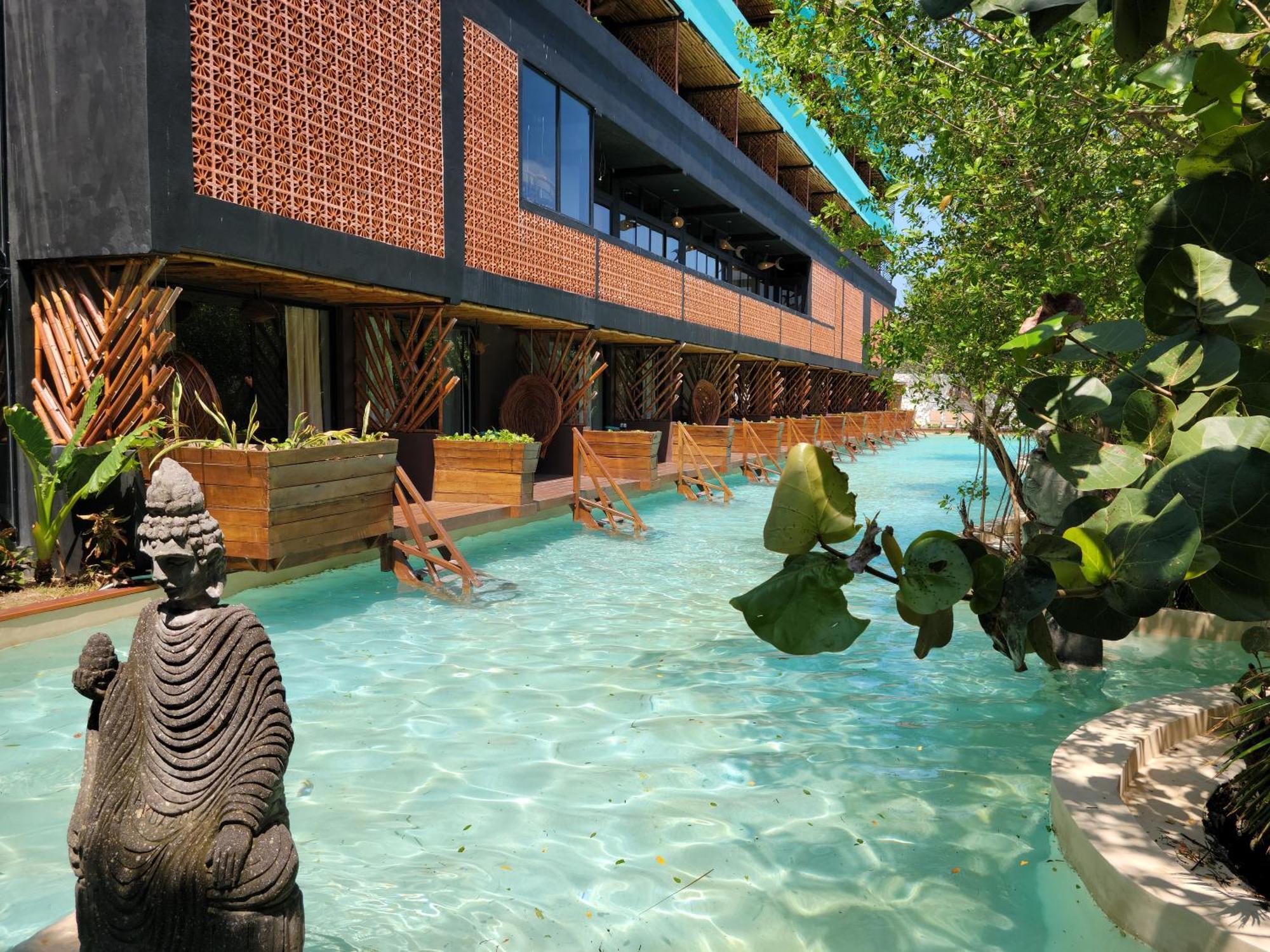 Akuazul Resorts Adults Only カンクン エクステリア 写真