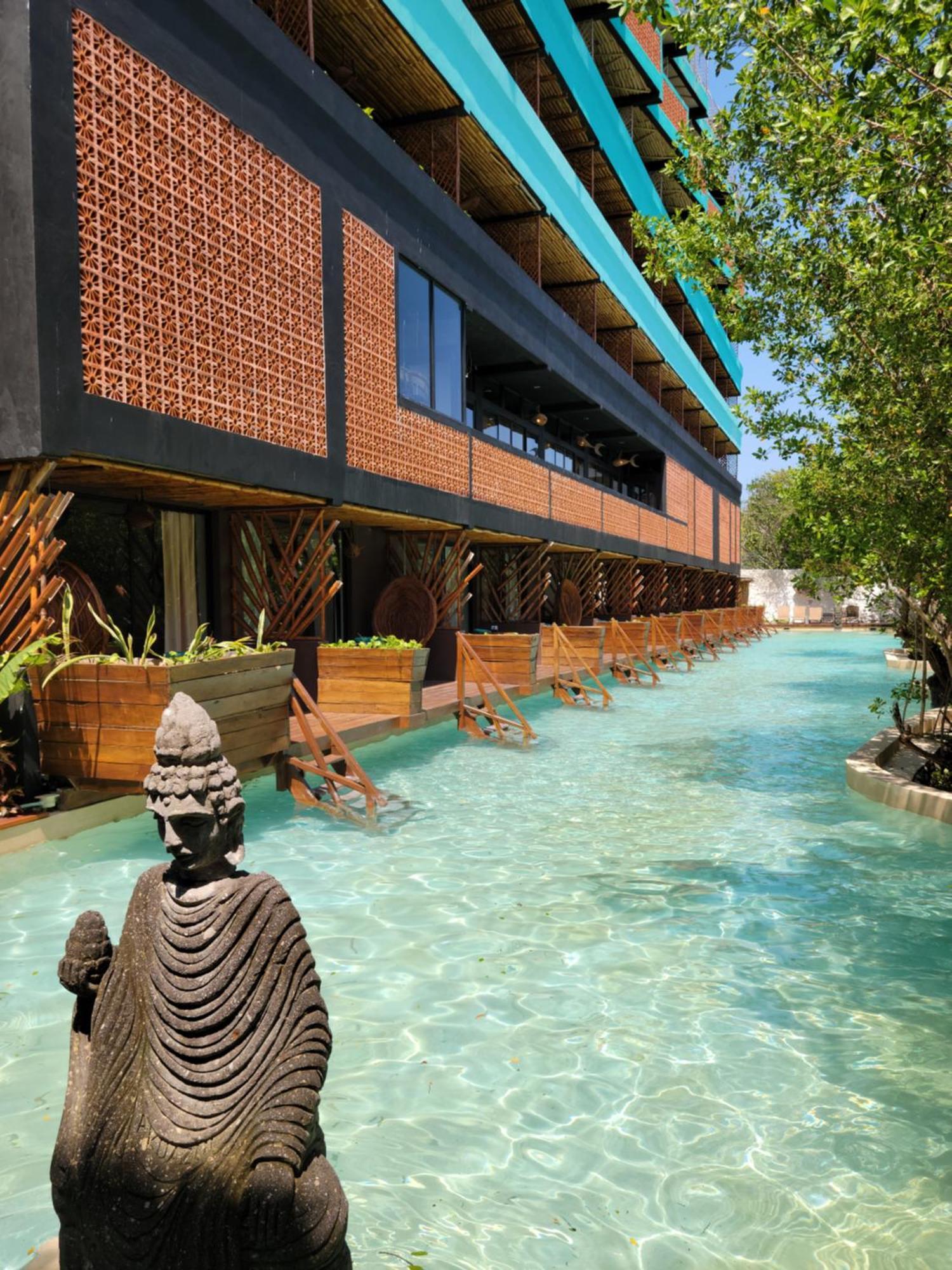 Akuazul Resorts Adults Only カンクン エクステリア 写真
