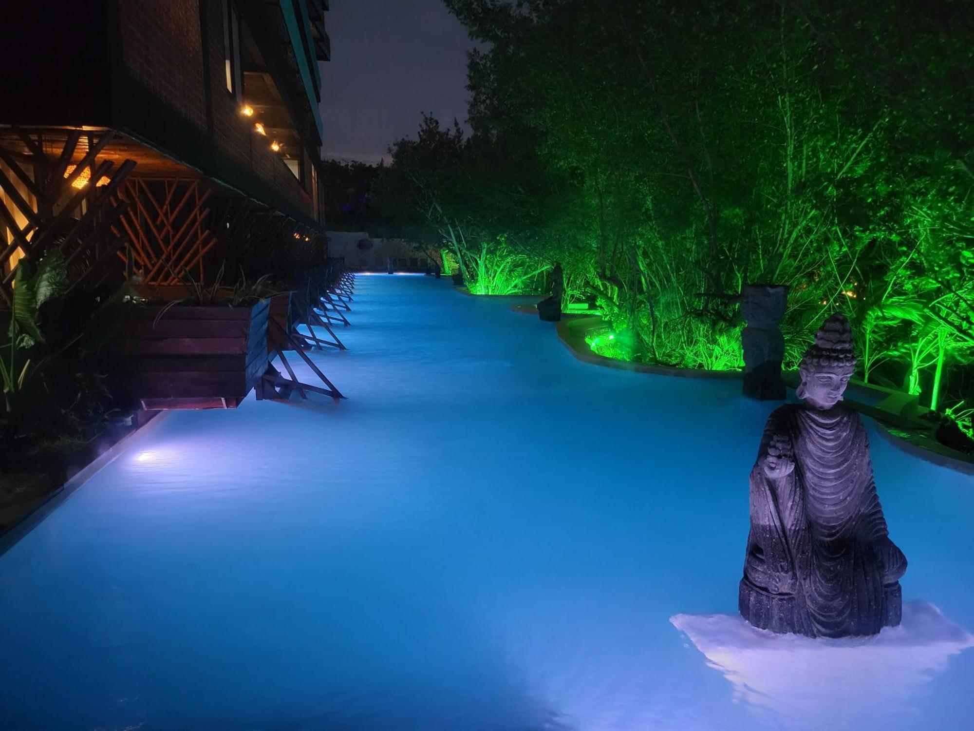 Akuazul Resorts Adults Only カンクン エクステリア 写真