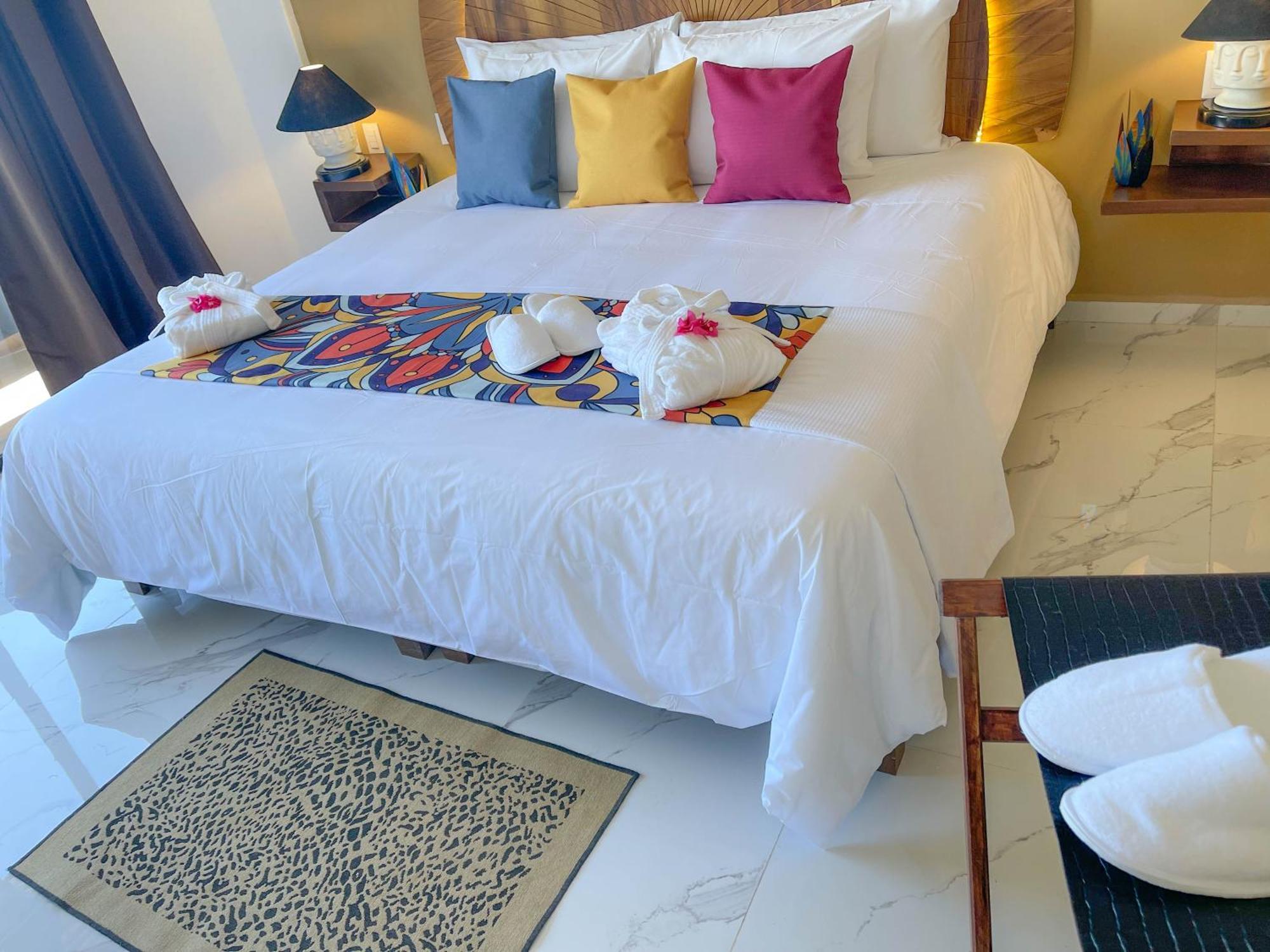 Akuazul Resorts Adults Only カンクン エクステリア 写真